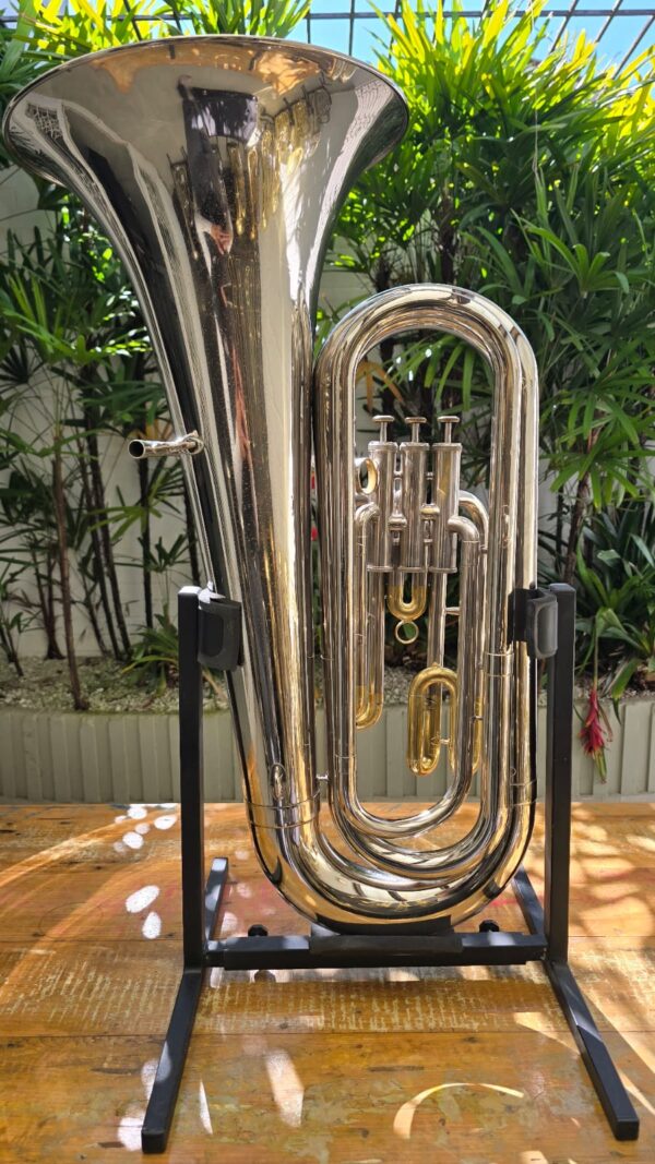 Tuba Weril J310 3/4 Niquelada em Dó (Usada) - Image 3
