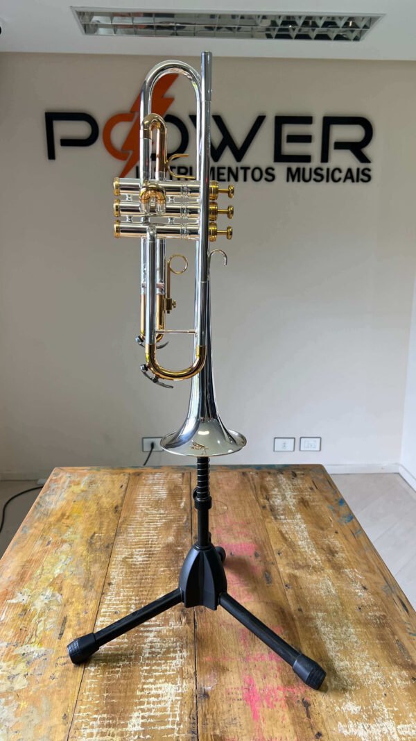 Trompete King 601 USA Prata com detalhes em ouro Sib (usado) - Imagem 2